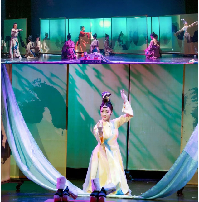 4月14日晚小剧场扬剧《千里江山》将在扬州戏曲园剧院上演_28