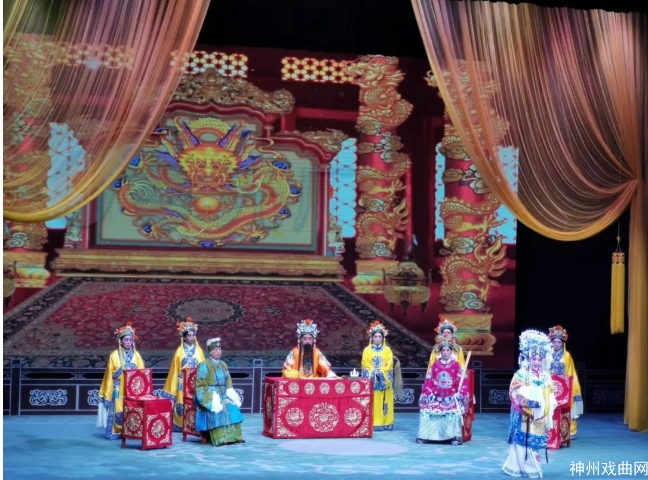戏迷点赞五路丝弦优秀剧目展演_08